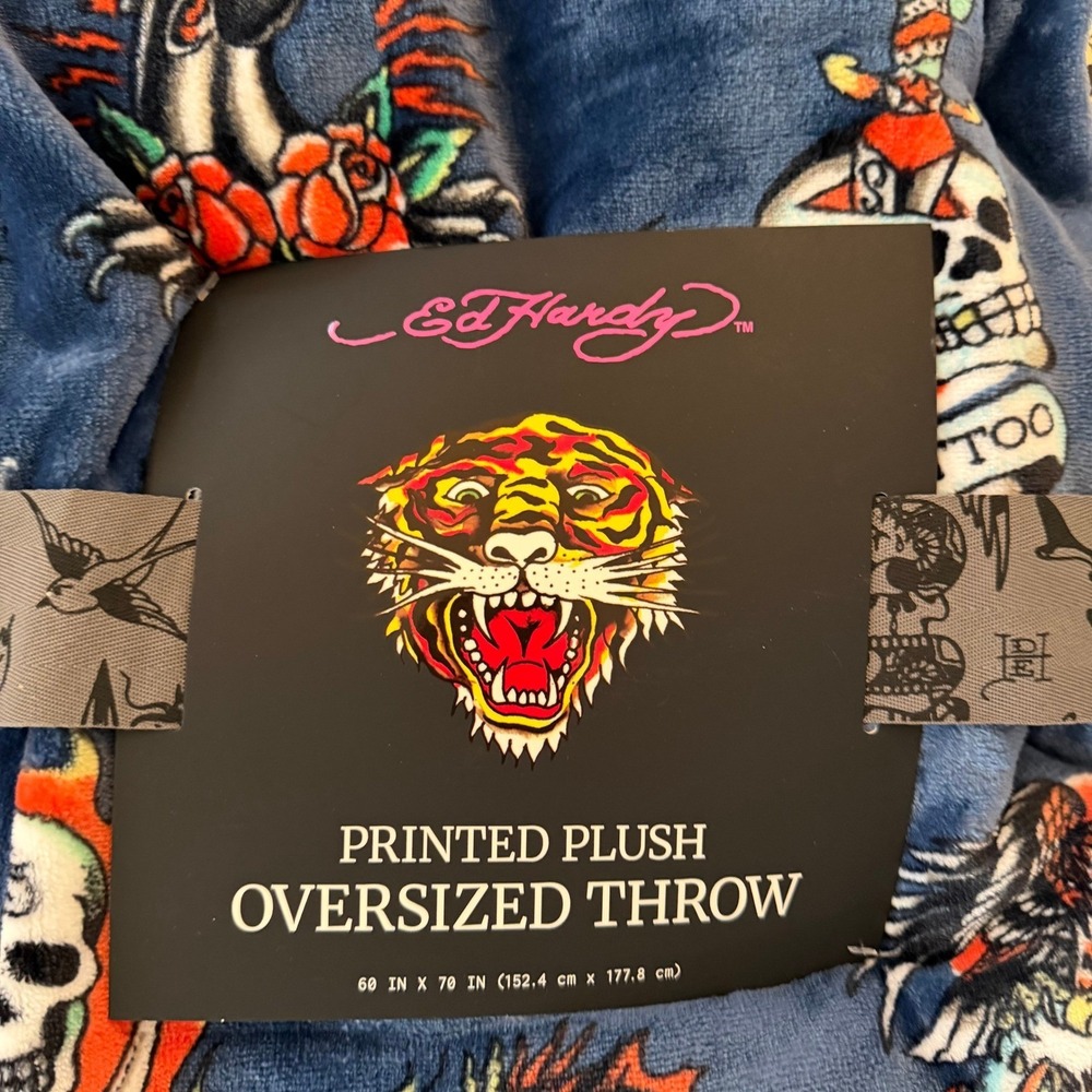 Ed Hardy Printed Plush Oversized Throw Blanket Blue Tattoo Skull 60 x 70 NEW